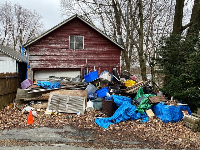 bad-tenants-junk